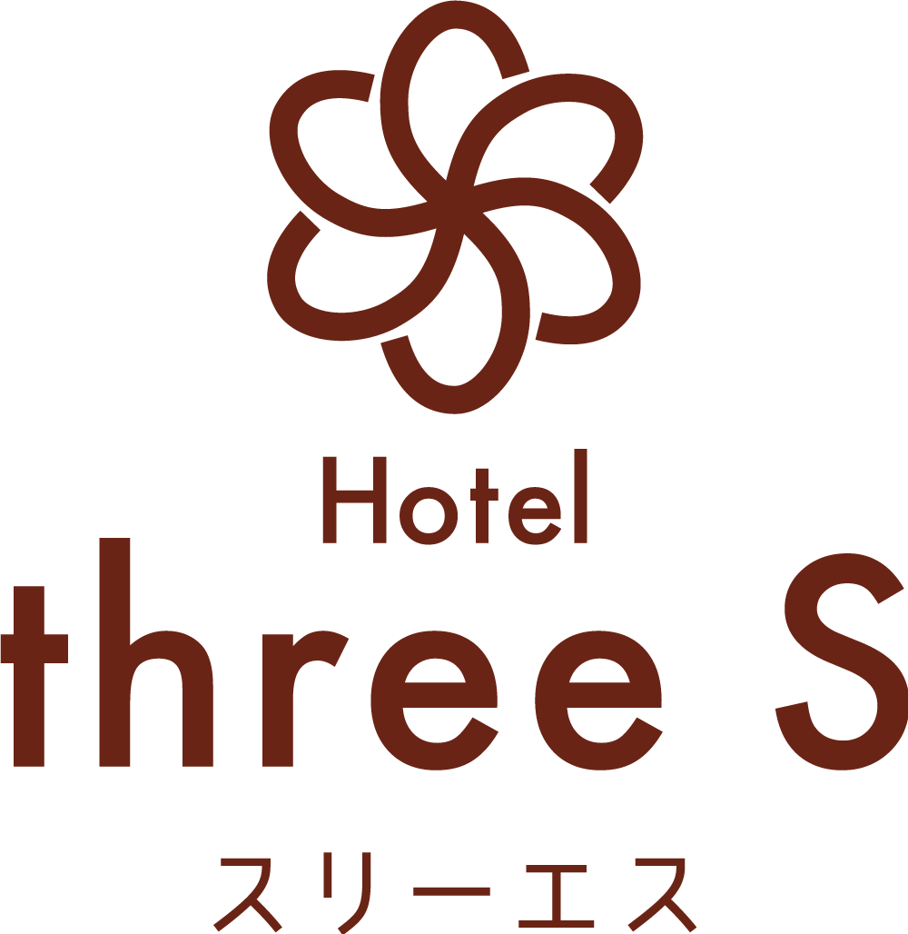 Hotel three S